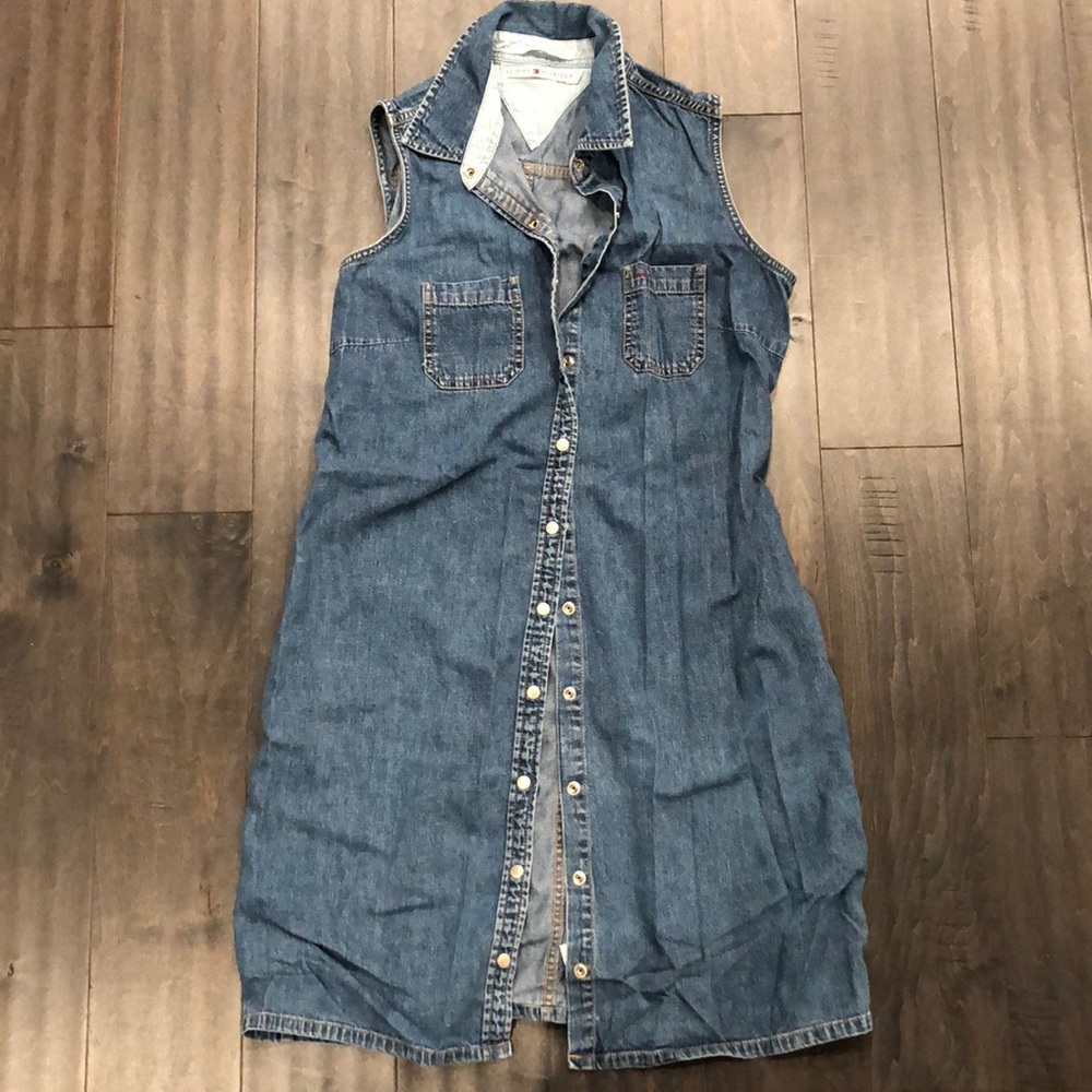 Women’s jean dress. Tommy Hilfiger